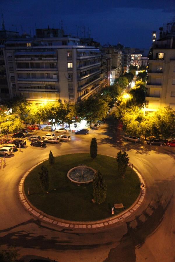 Ferienwohnung Antigonidon Skyline View Penthouse Thessaloniki Exterior foto