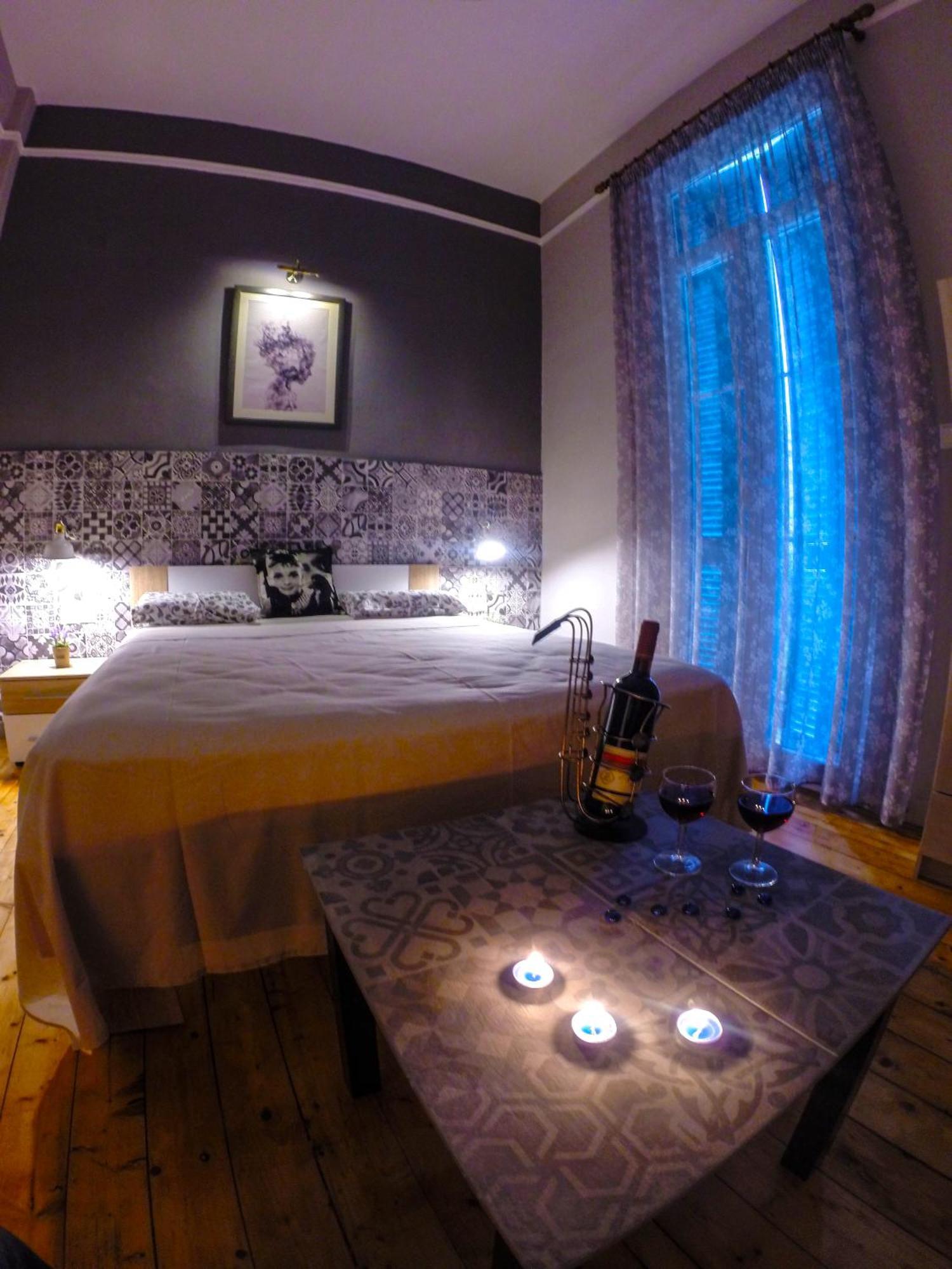Ferienwohnung Antigonidon Skyline View Penthouse Thessaloniki Exterior foto