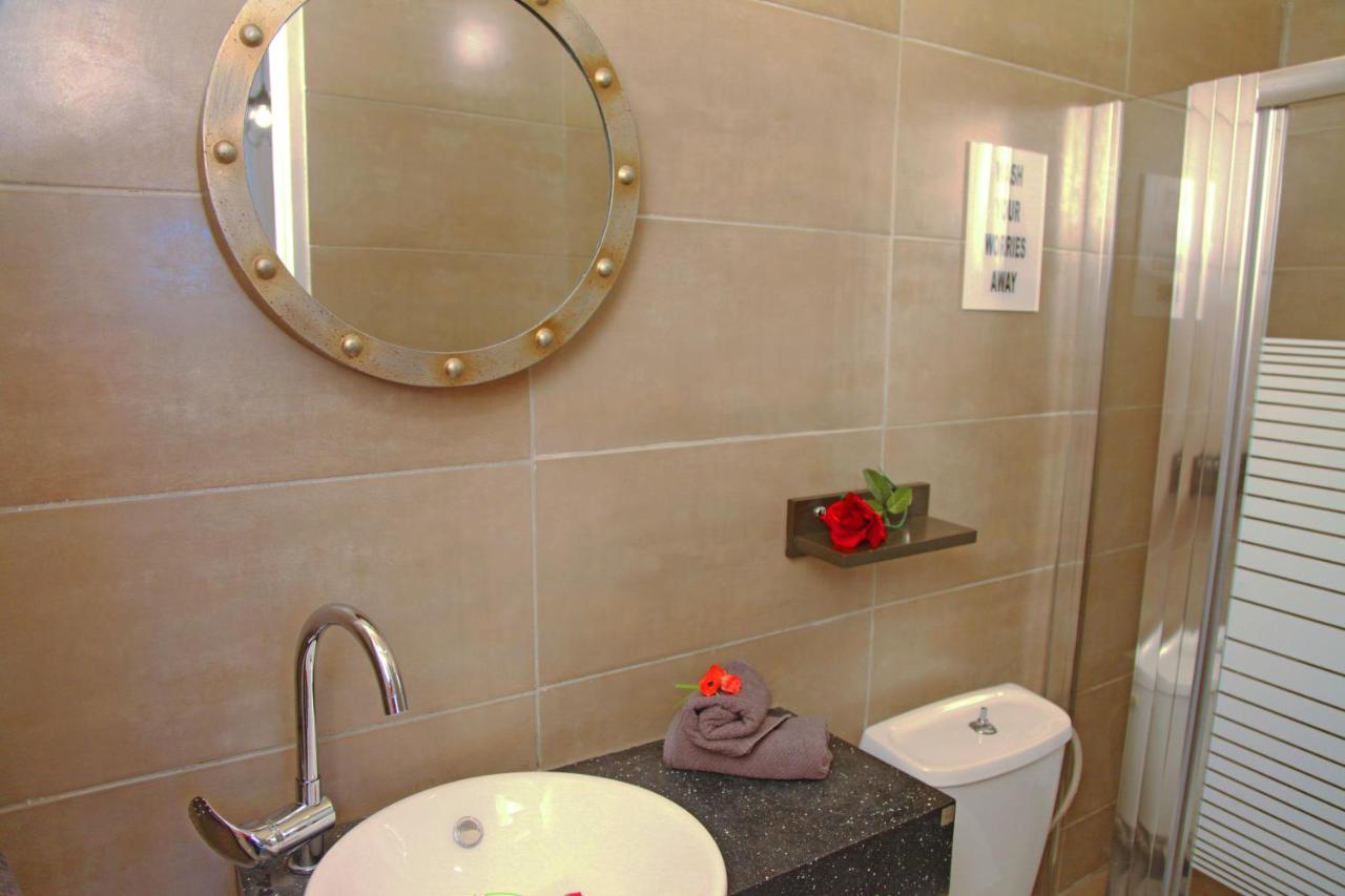 Ferienwohnung Antigonidon Skyline View Penthouse Thessaloniki Exterior foto