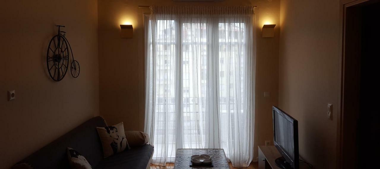 Ferienwohnung Antigonidon Skyline View Penthouse Thessaloniki Exterior foto