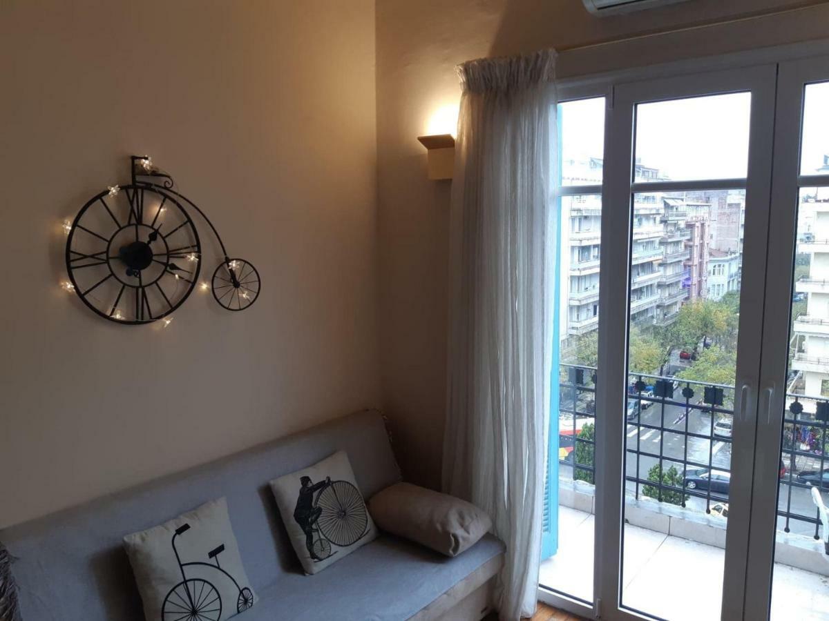 Ferienwohnung Antigonidon Skyline View Penthouse Thessaloniki Exterior foto
